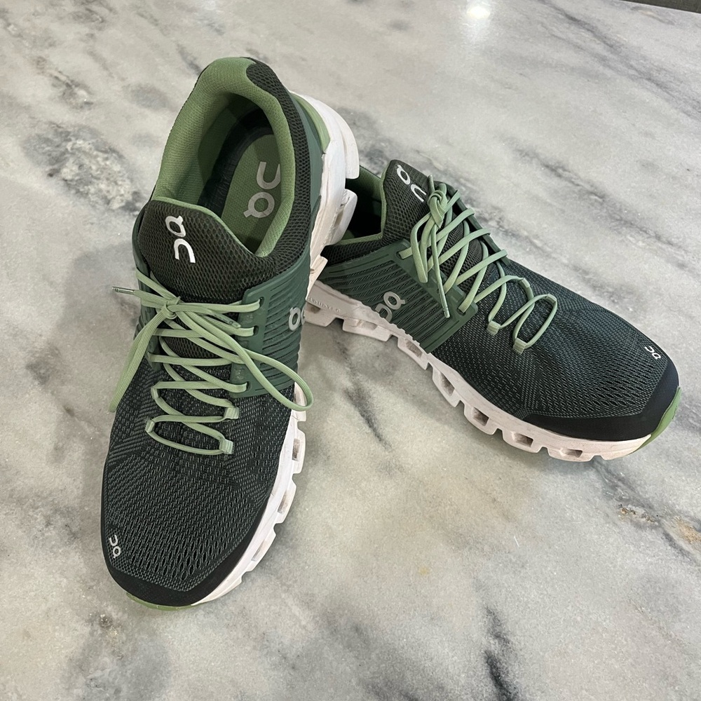 On Running Cloudswift Men's Running Shoes color: Ivy Jungle